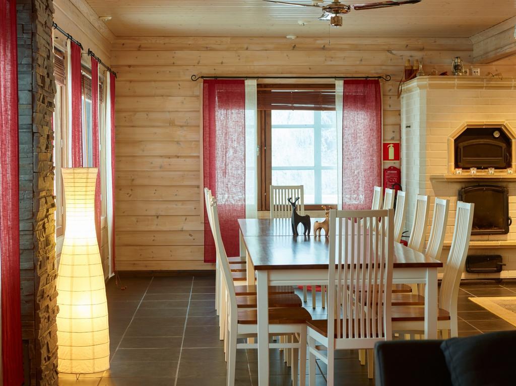 Miekojaervi Resort ペッロ エクステリア 写真