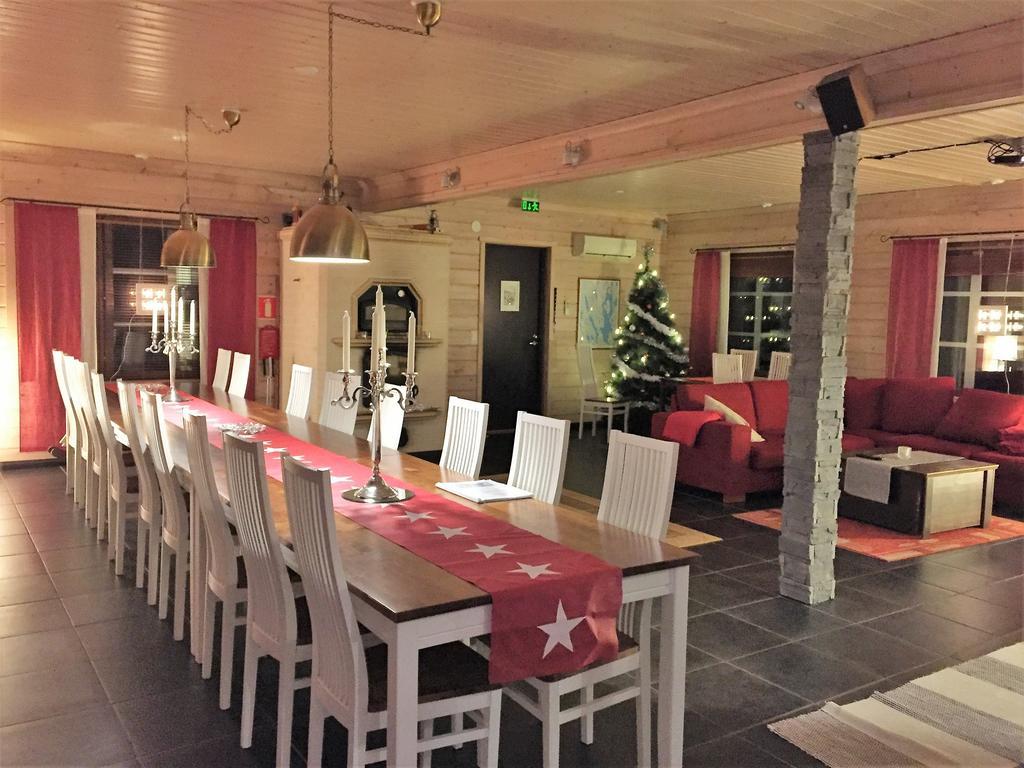 Miekojaervi Resort ペッロ エクステリア 写真