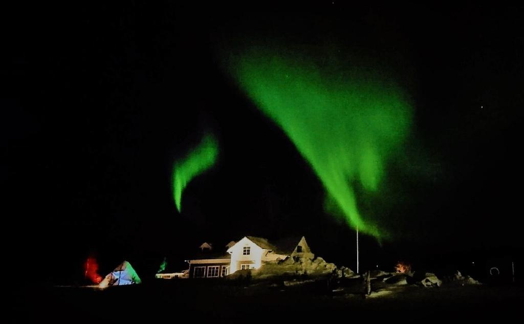 Miekojaervi Resort ペッロ エクステリア 写真